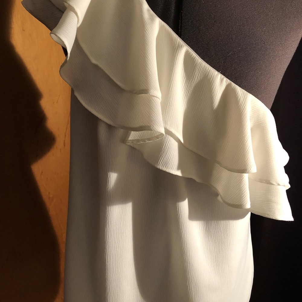 Apt. 9 White Ruffled Blouse - Picture 4 of 5